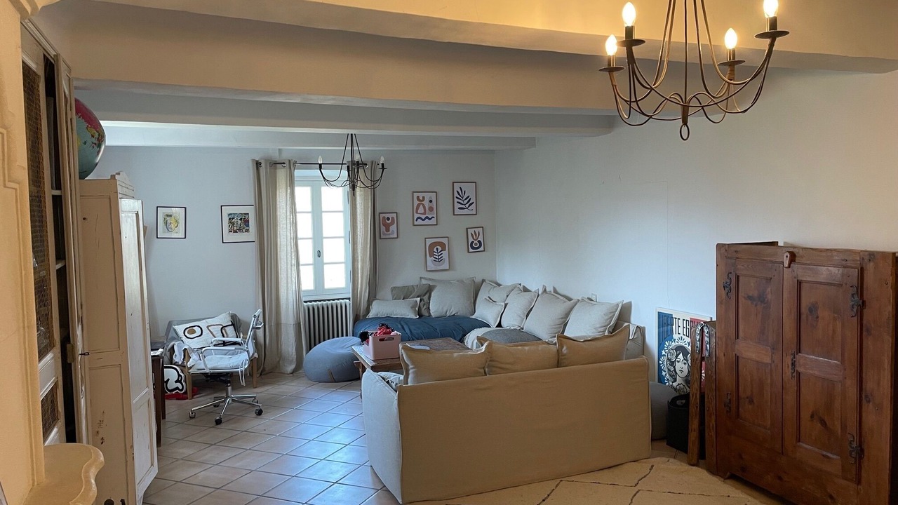 Photo of Livingroom in Grambois