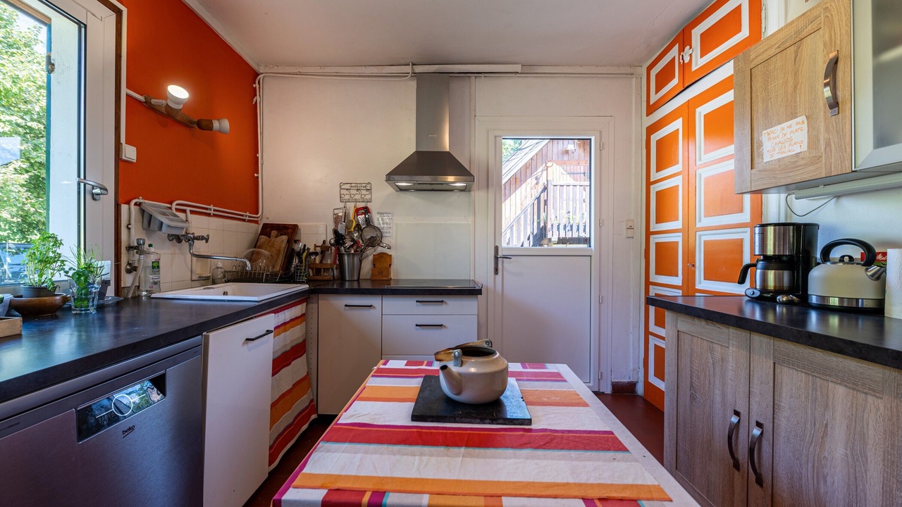 Photo of Kitchen in Saint-Jorioz