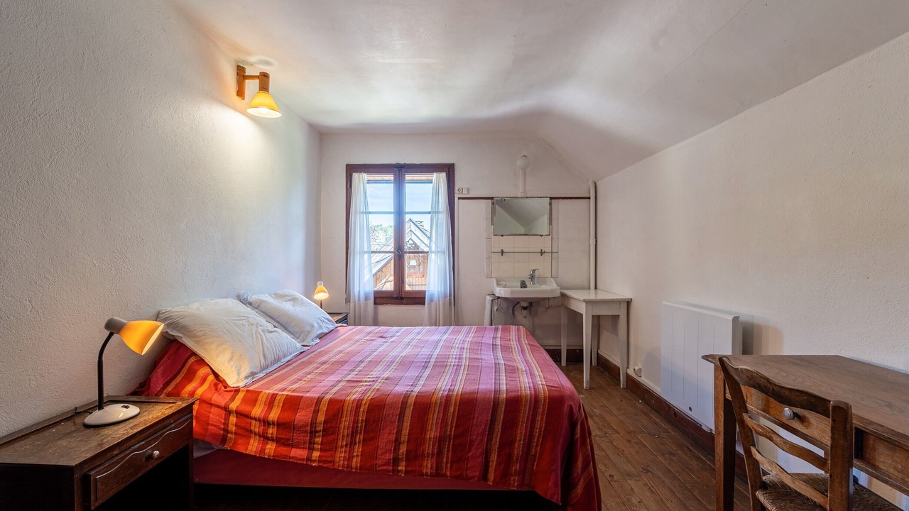 Photo of Bedroom in Saint-Jorioz