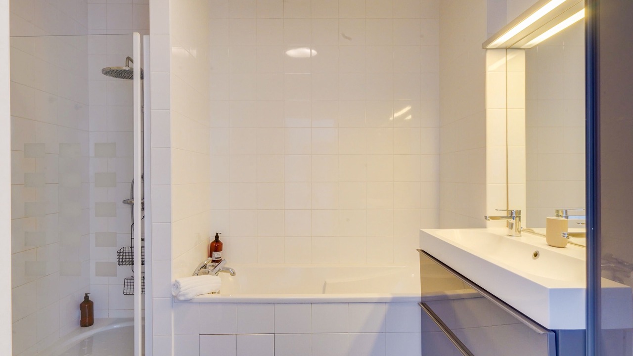 Photo of Bathroom in Chartrons