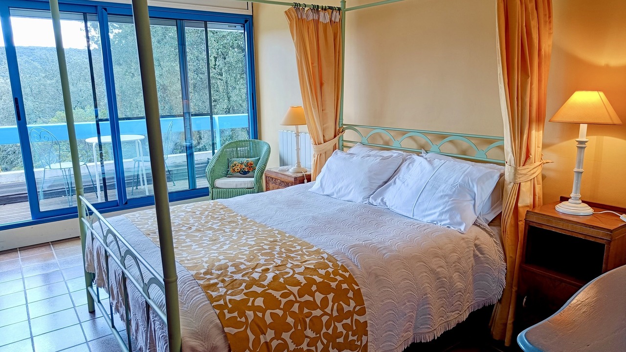 Photo of Bedroom in Saint-Jean-du-Pin