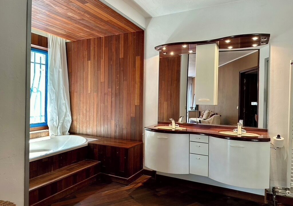 Photo of Bathroom in Saint-Jean-du-Pin