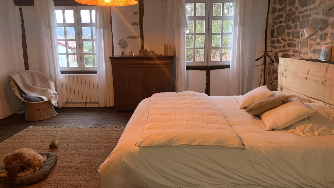 Photo of Bedroom in Sare