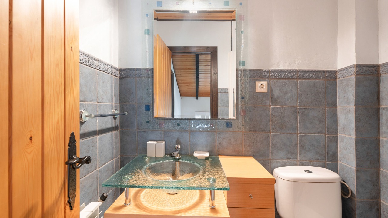 Photo of Bathroom in Palo