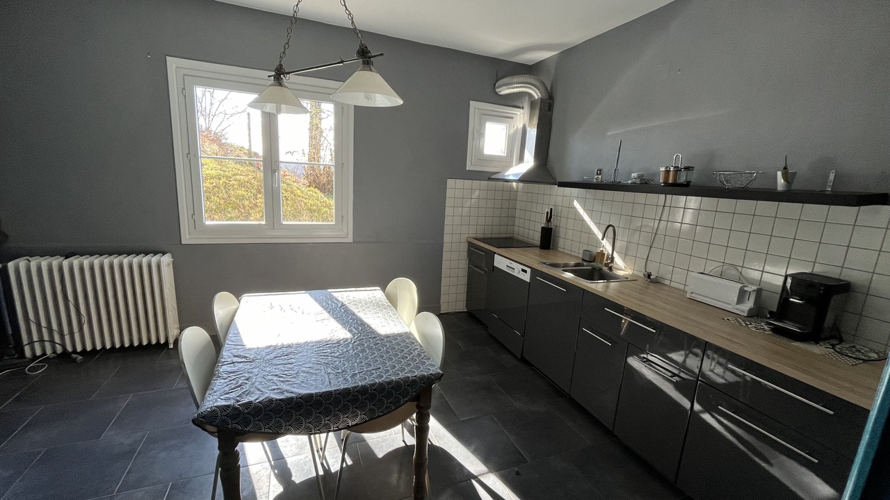 Photo of Kitchen in Saint-Etienne-Cantales