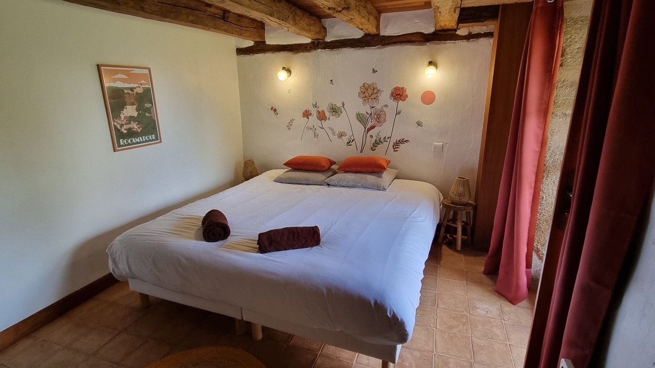 Photo of Bedroom in Saint-Cirgues
