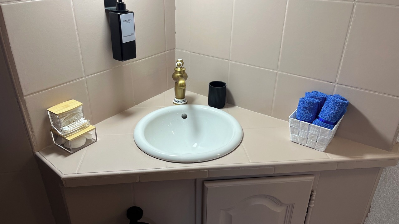 Photo of Bathroom in Saint-Roch