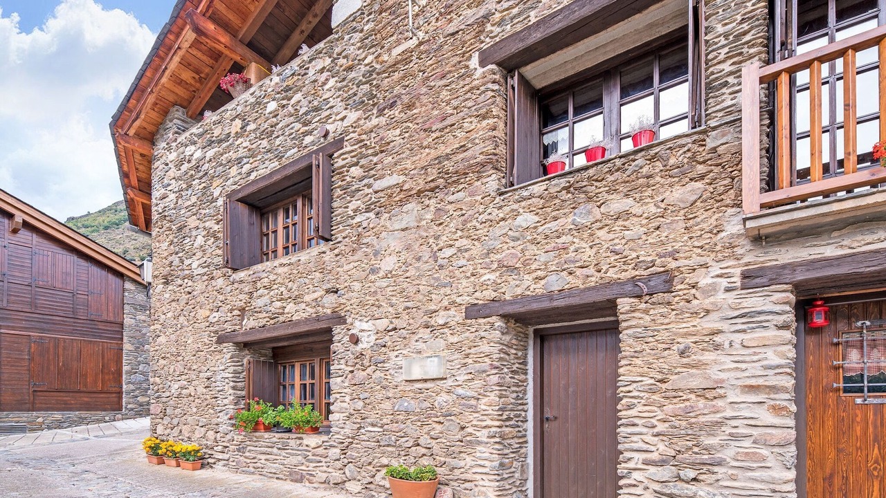 Photo of Outdoor in Isavarre
