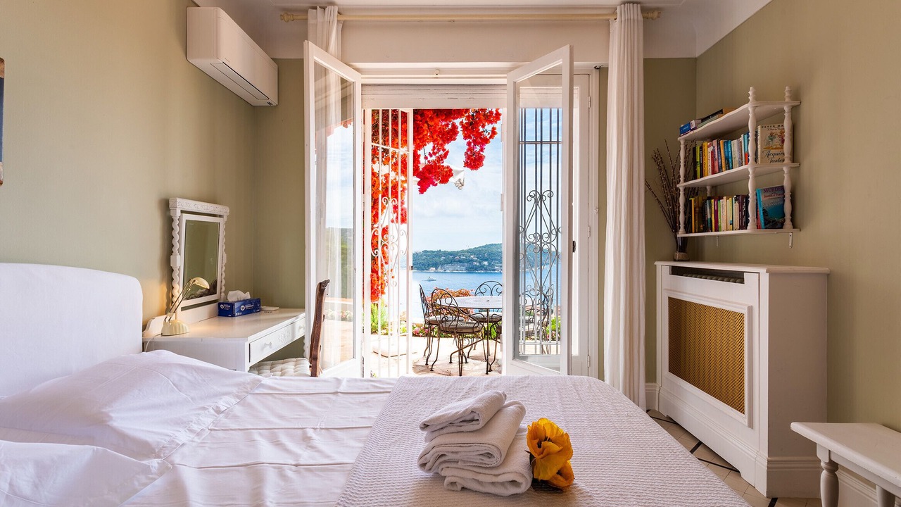 Photo of Bedroom in Villefranche-sur-Mer