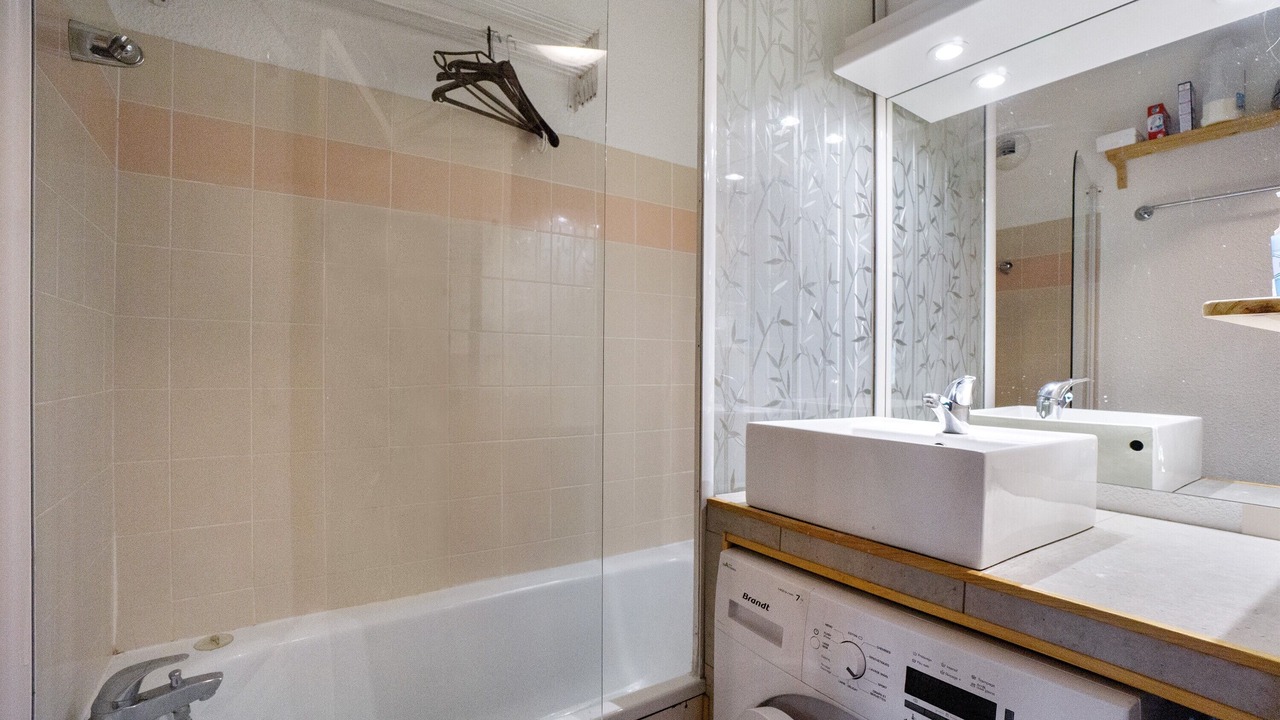 Photo of Bathroom in Montgellafrey