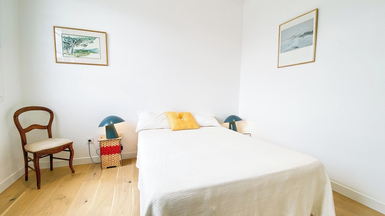 Photo of Bedroom in Grenoble City Centre