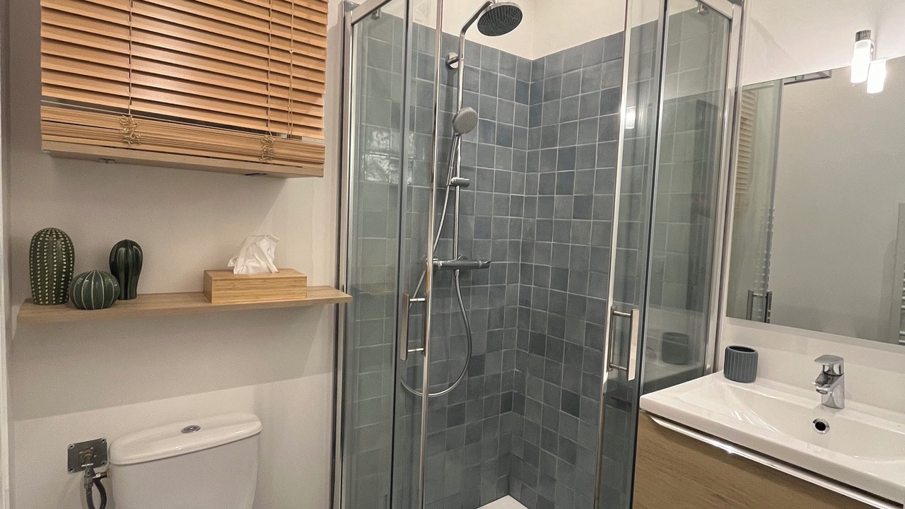 Photo of Bathroom in Herbeys