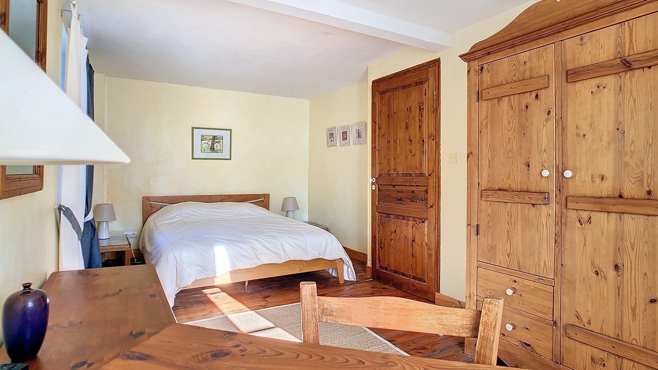 Photo of Bedroom in Vic-sur-Cere