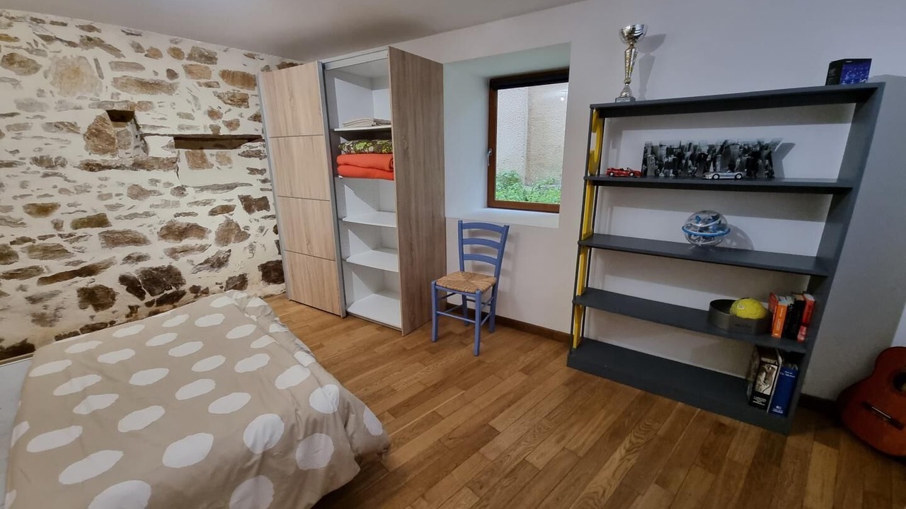 Photo of Bedroom in Saint-Cirgues