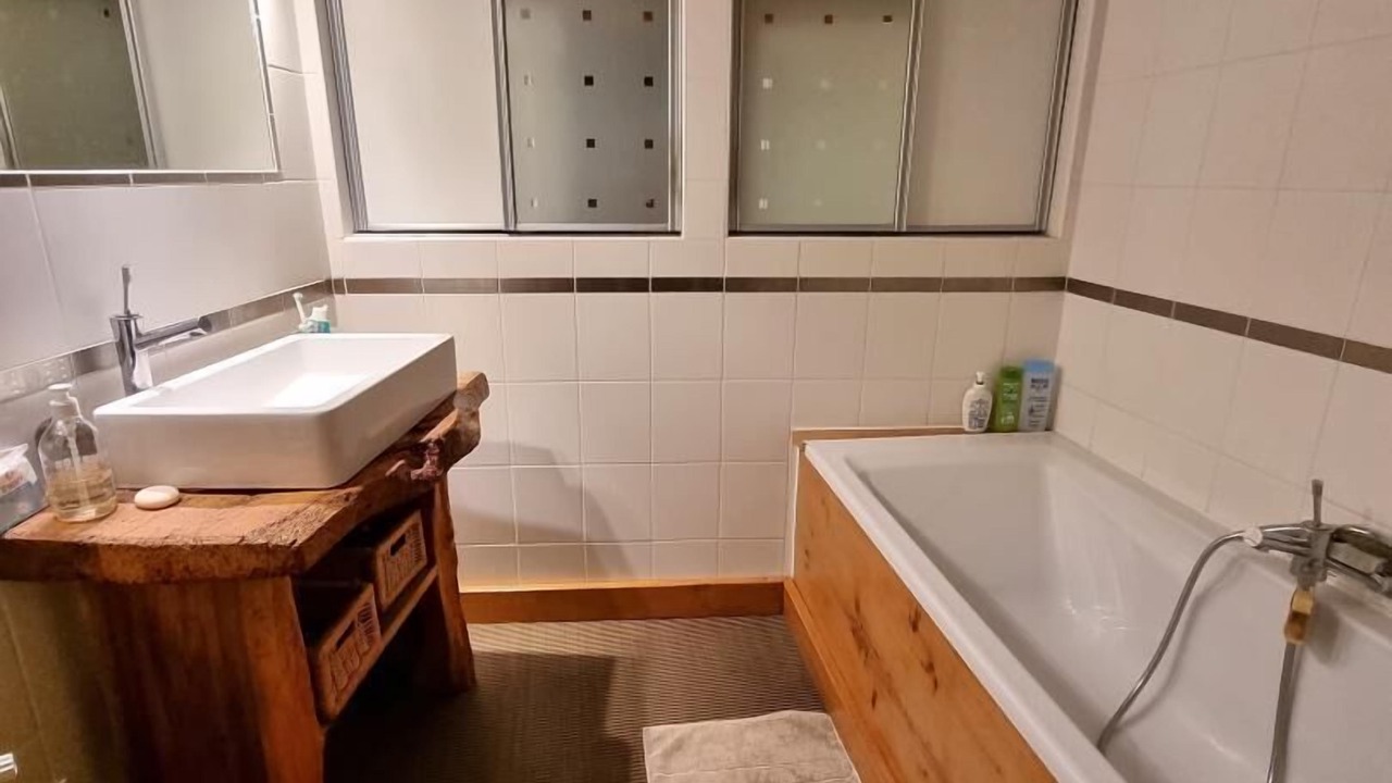 Photo of Bathroom in Saint-Cirgues