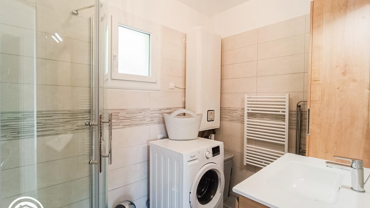 Photo of Bathroom in Vayrac