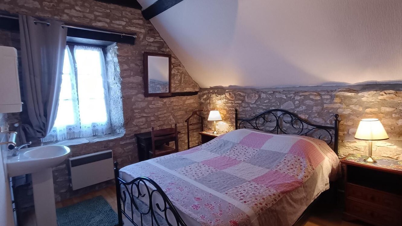 Photo of Bedroom in Marcilhac-sur-Cele