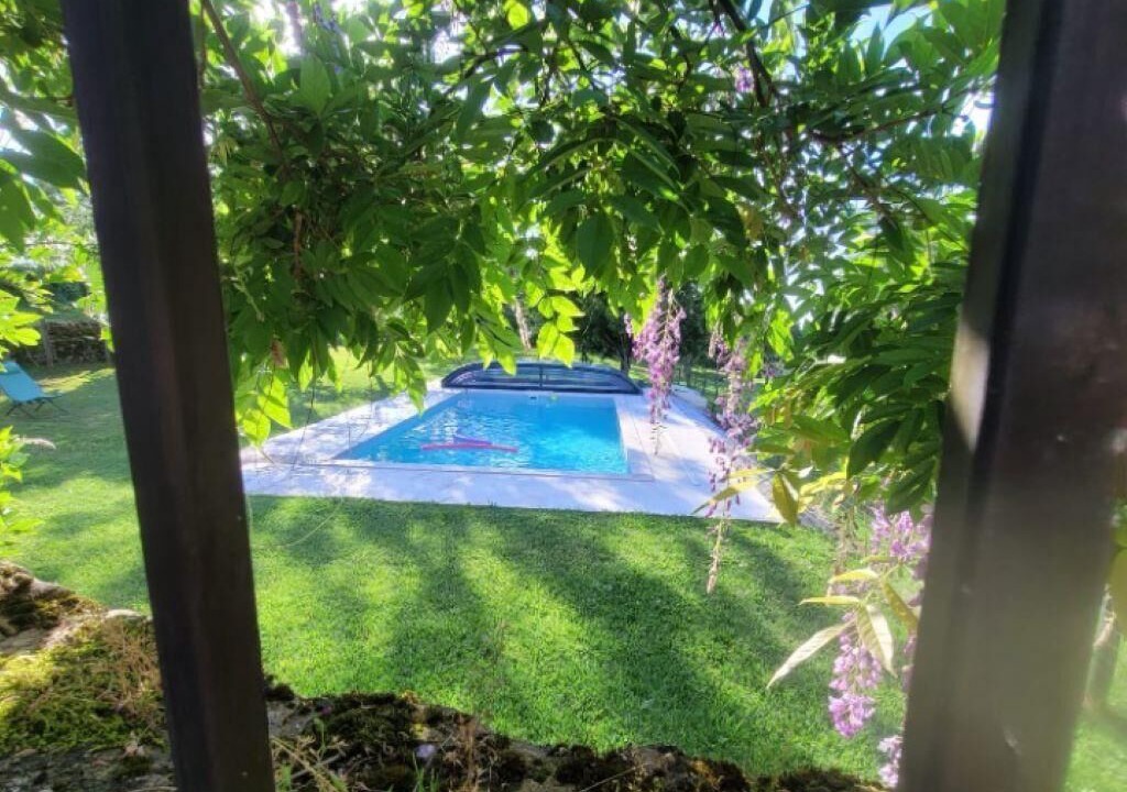 Photo of Outdoor in Miers