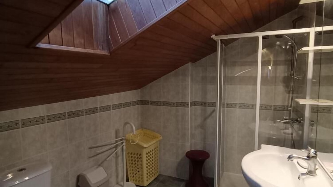 Photo of Bathroom in Sabadel-Latronquiere