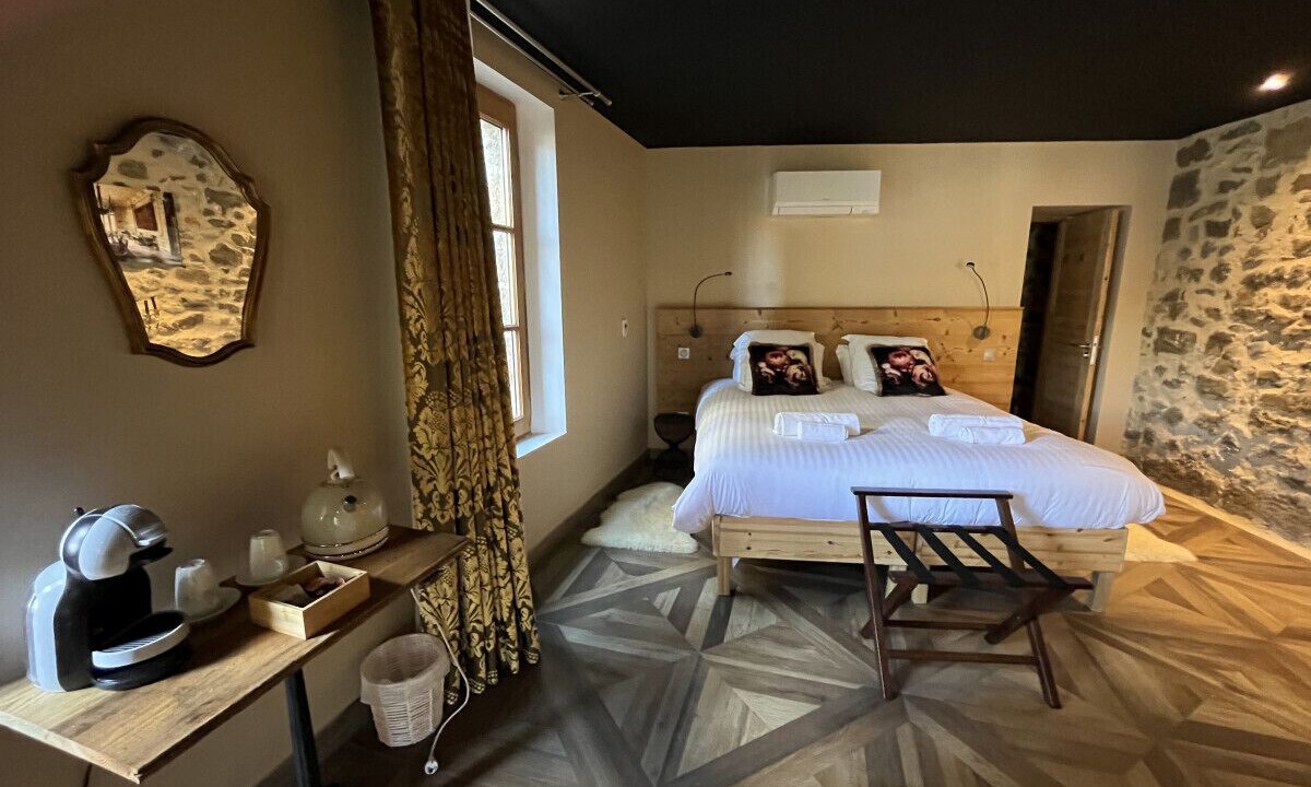 Photo of Bedroom in Langeac
