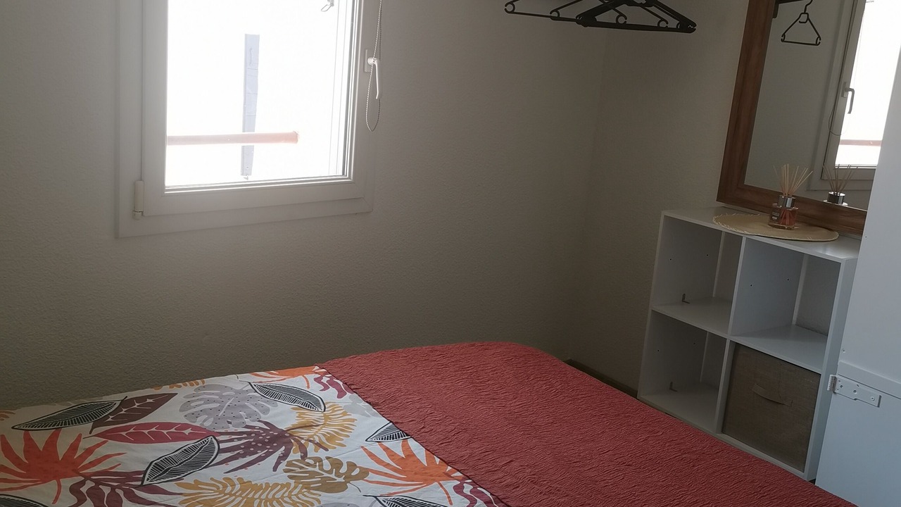 Photo of Bedroom in Lunel-Viel