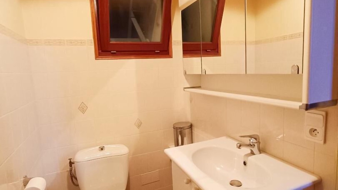 Photo of Bathroom in Saint-Martin-Labouval