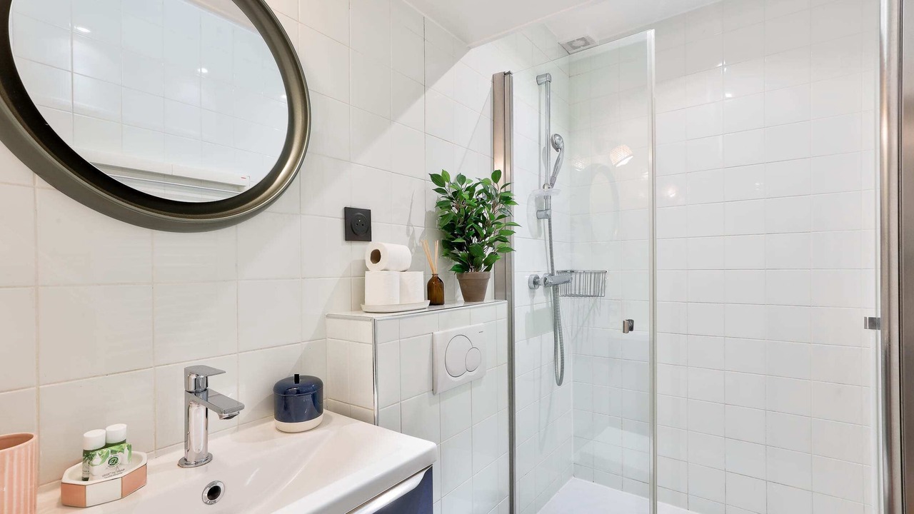 Photo of Bathroom in Quartier du Mail