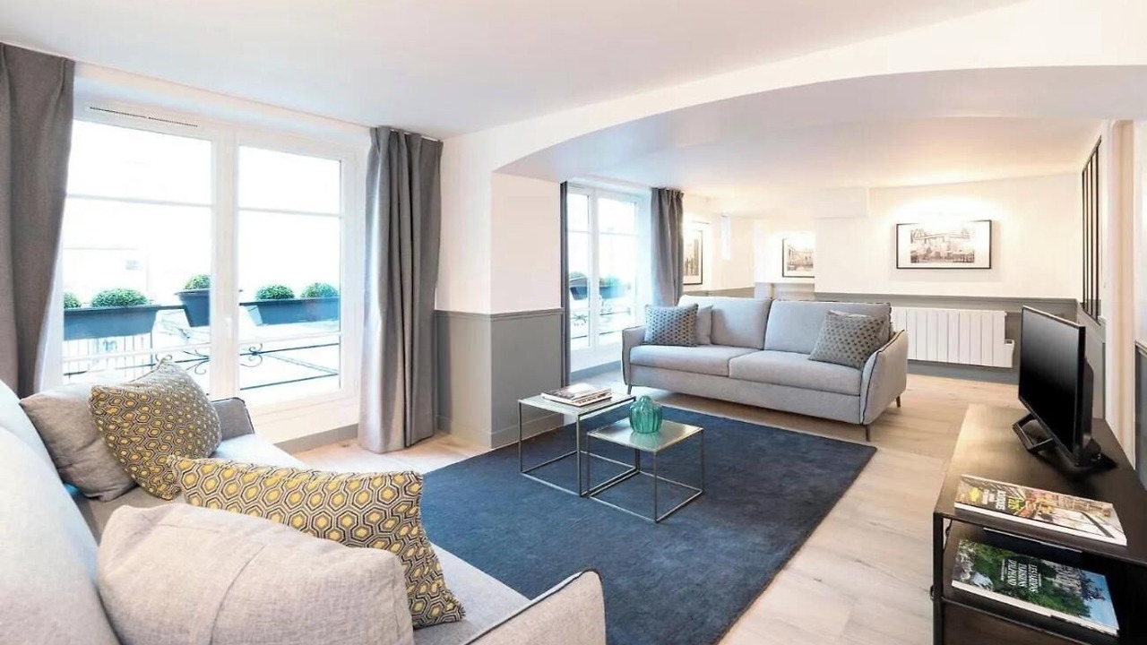 Photo of Livingroom in 2nd Arrondissement