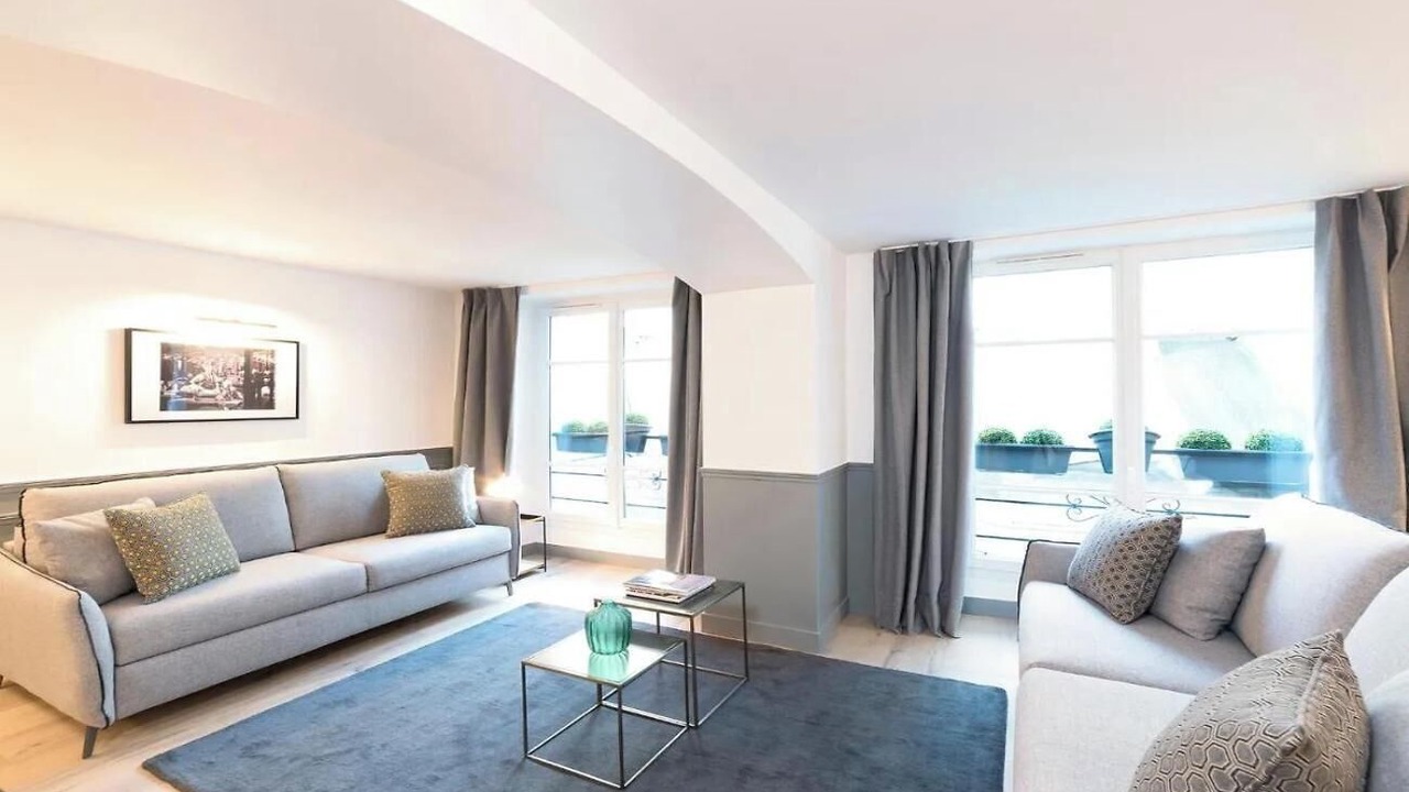 Photo of Livingroom in 2nd Arrondissement