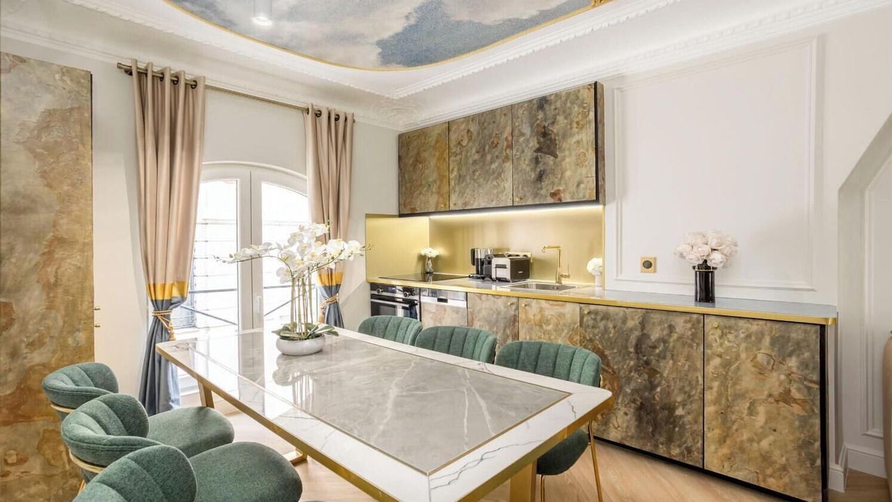 Photo of Kitchen in Quartier du Faubourg-Montmartre