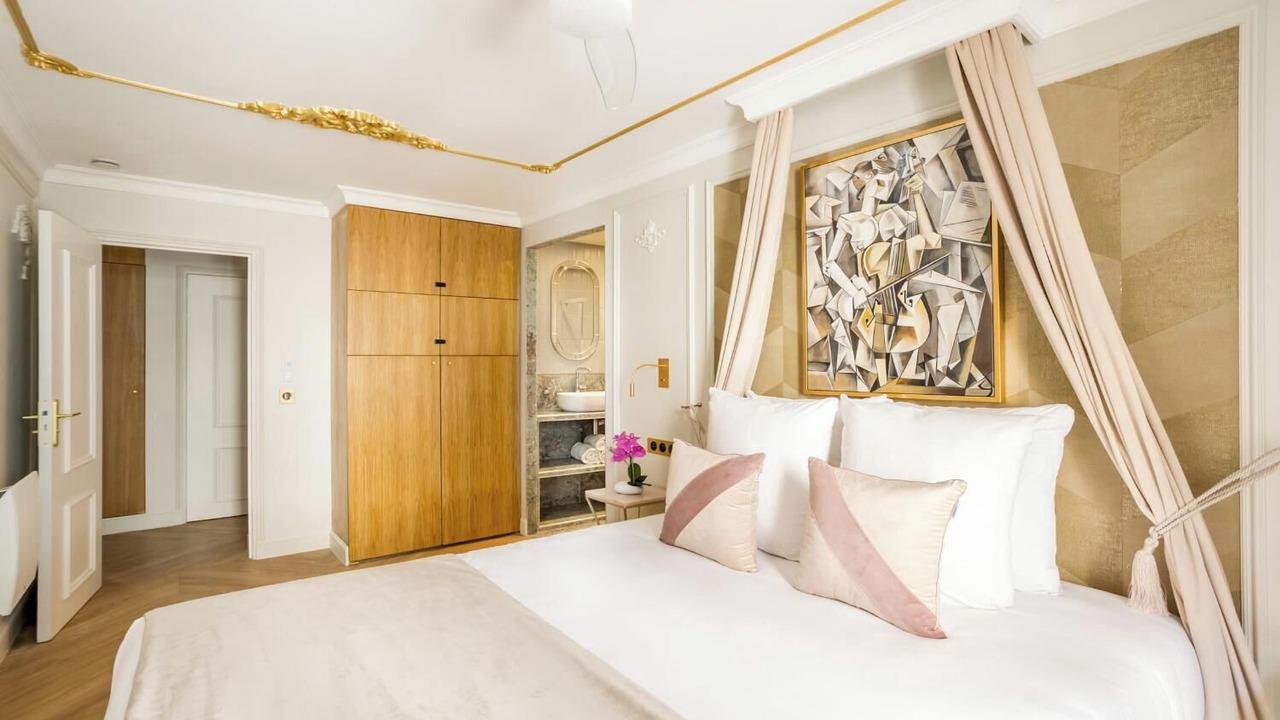 Photo of Bedroom in Quartier du Faubourg-Montmartre