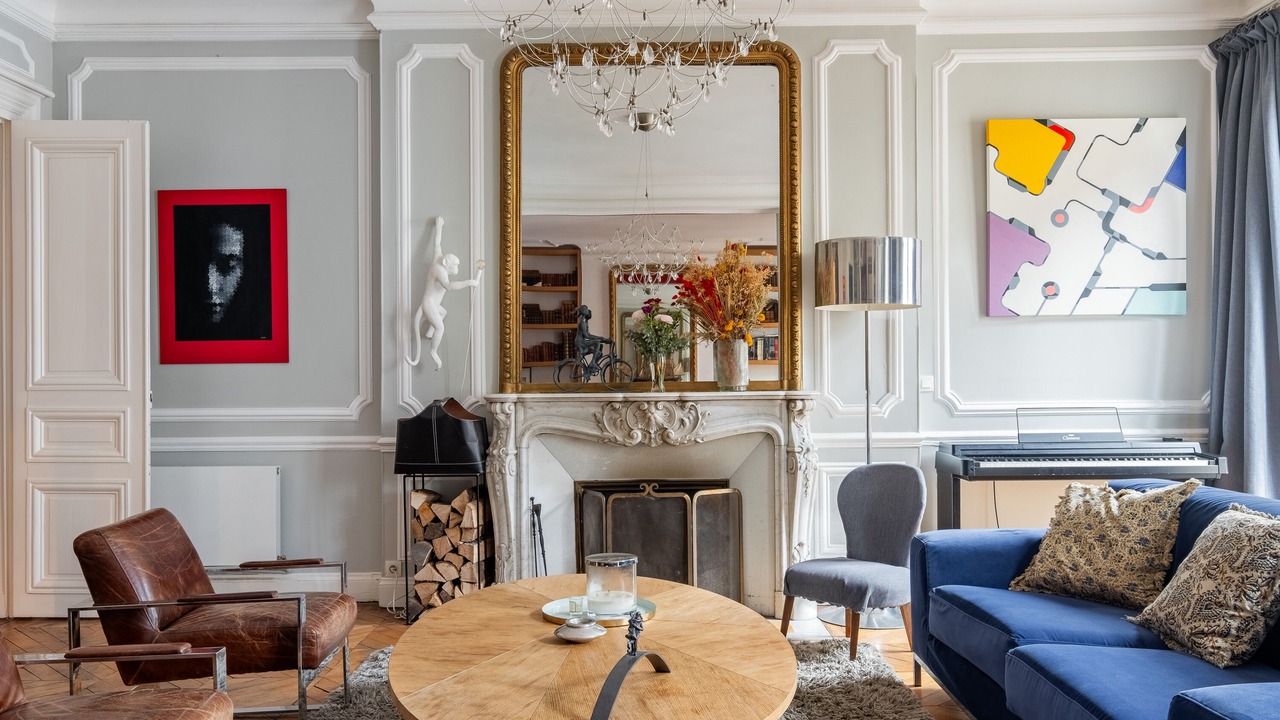 Photo of Livingroom in Champs-Elysees