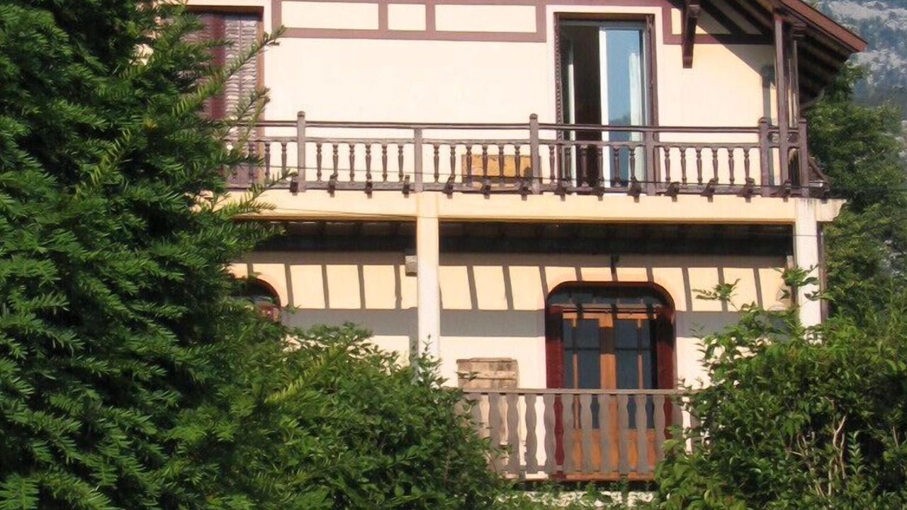 Photo of Outdoor in Chaparon