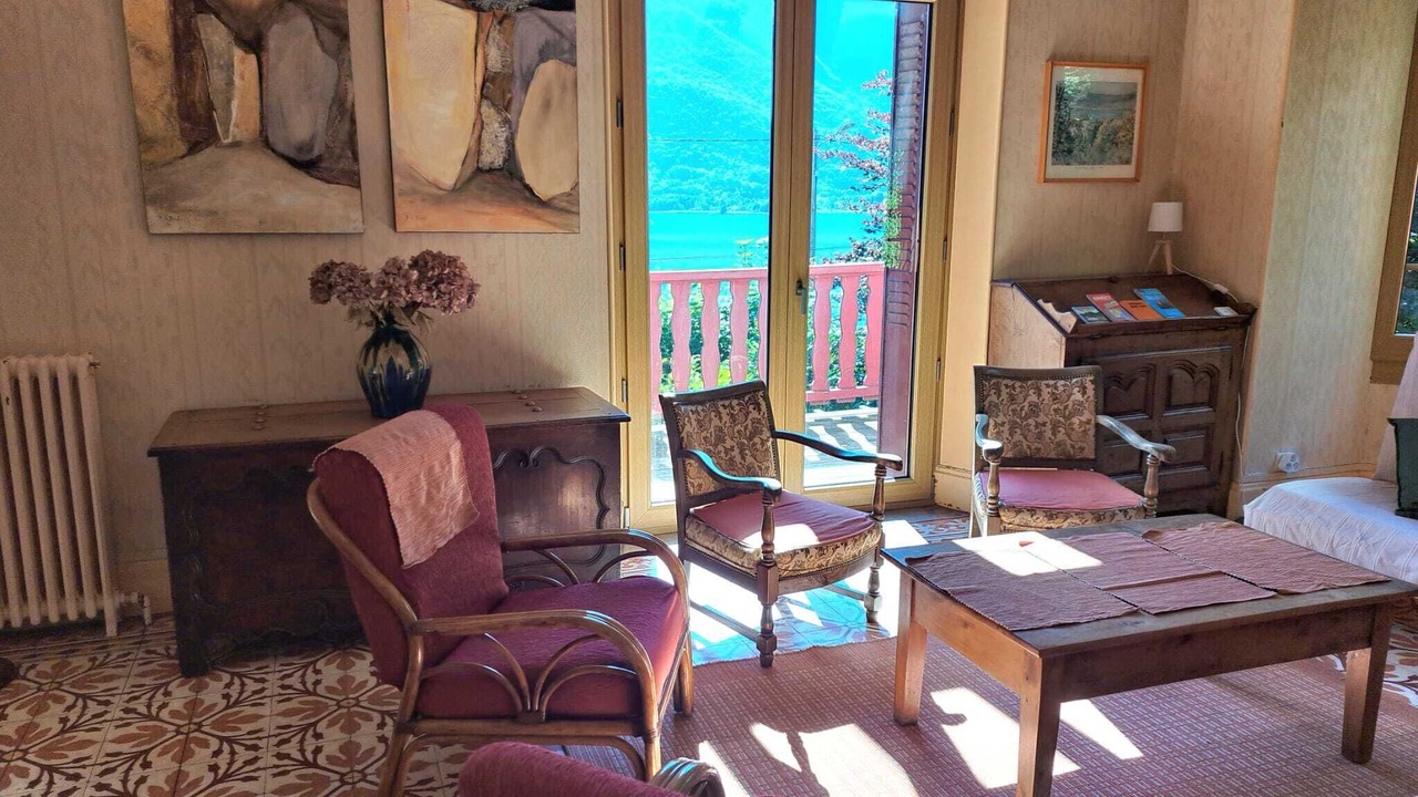 Photo of Livingroom in Chaparon