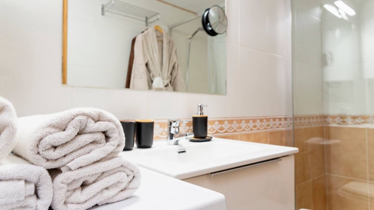 Photo of Bathroom in Incles