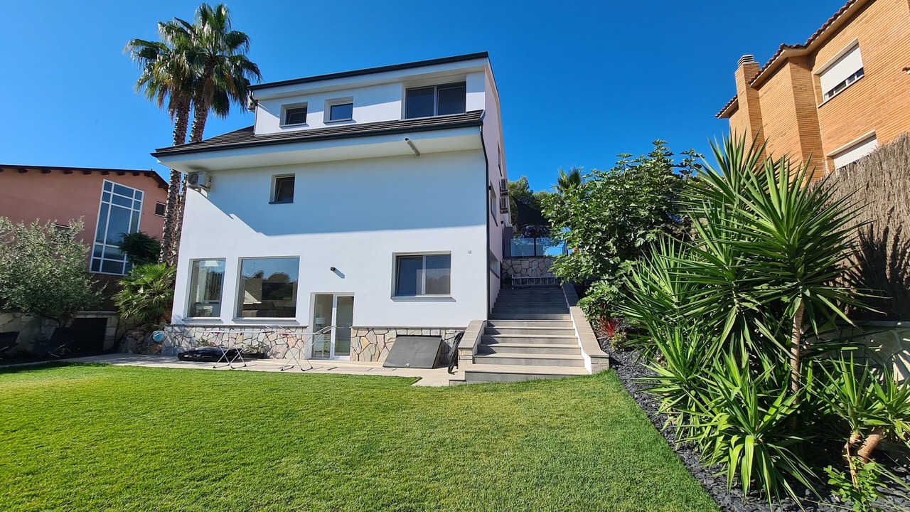 Photo of Outdoor in Corbera De Llobregat