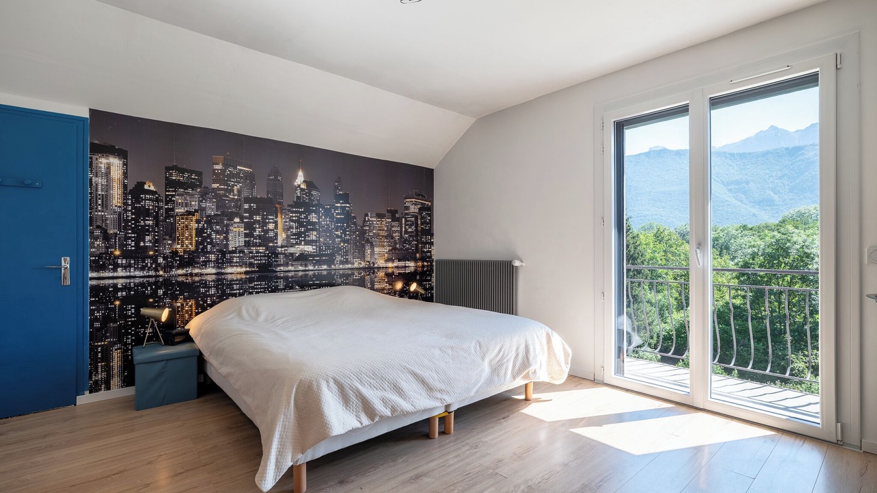 Photo of Bedroom in Lathuile