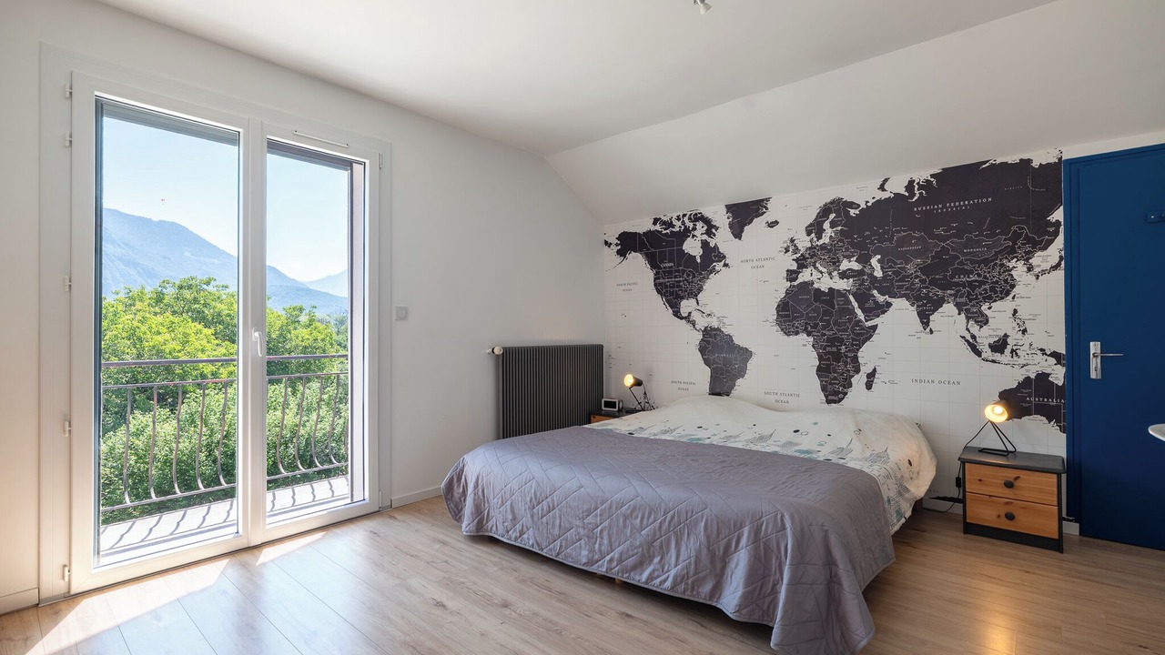 Photo of Bedroom in Lathuile