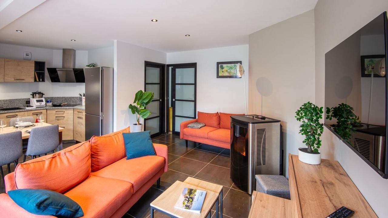 Photo of Livingroom in Rieutort-de-Randon