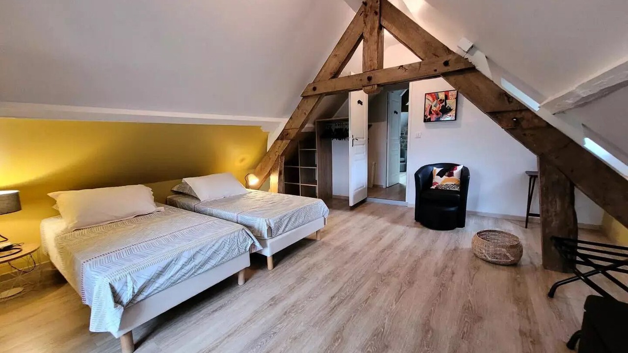 Photo of Bedroom in Sexcles