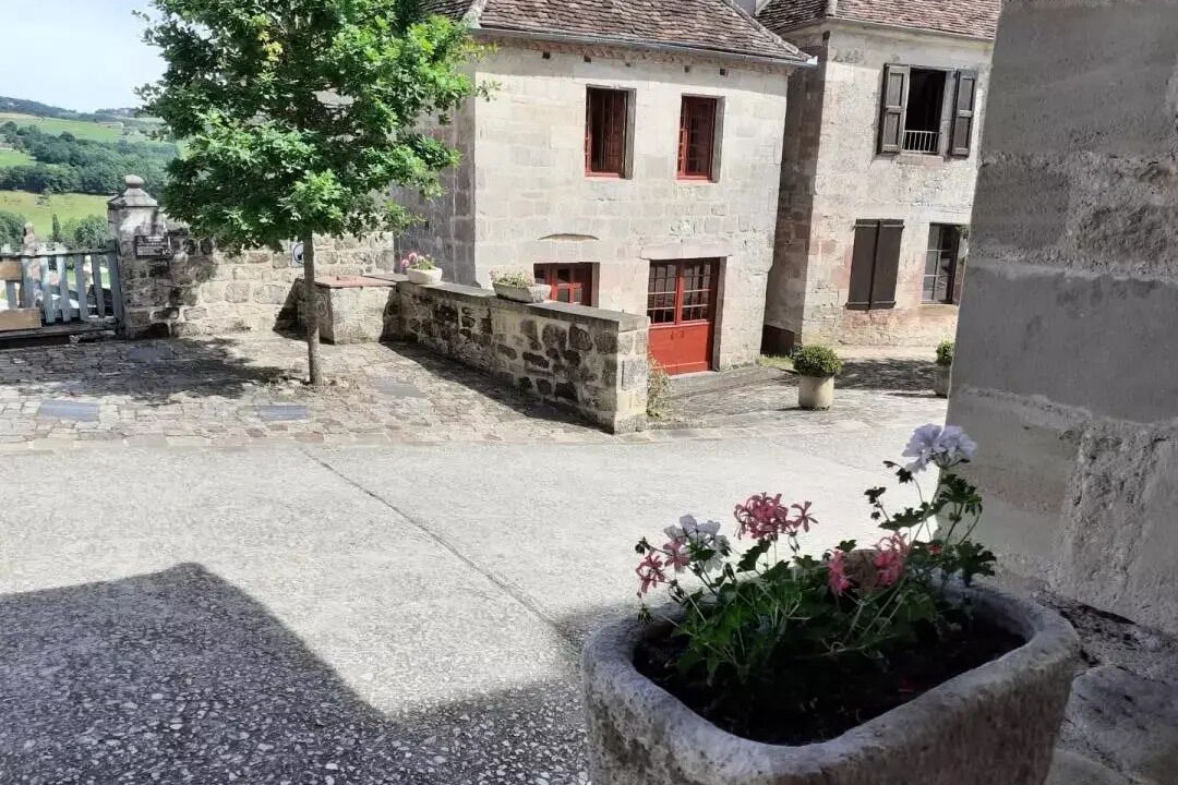 Photo of Outdoor in Curemonte