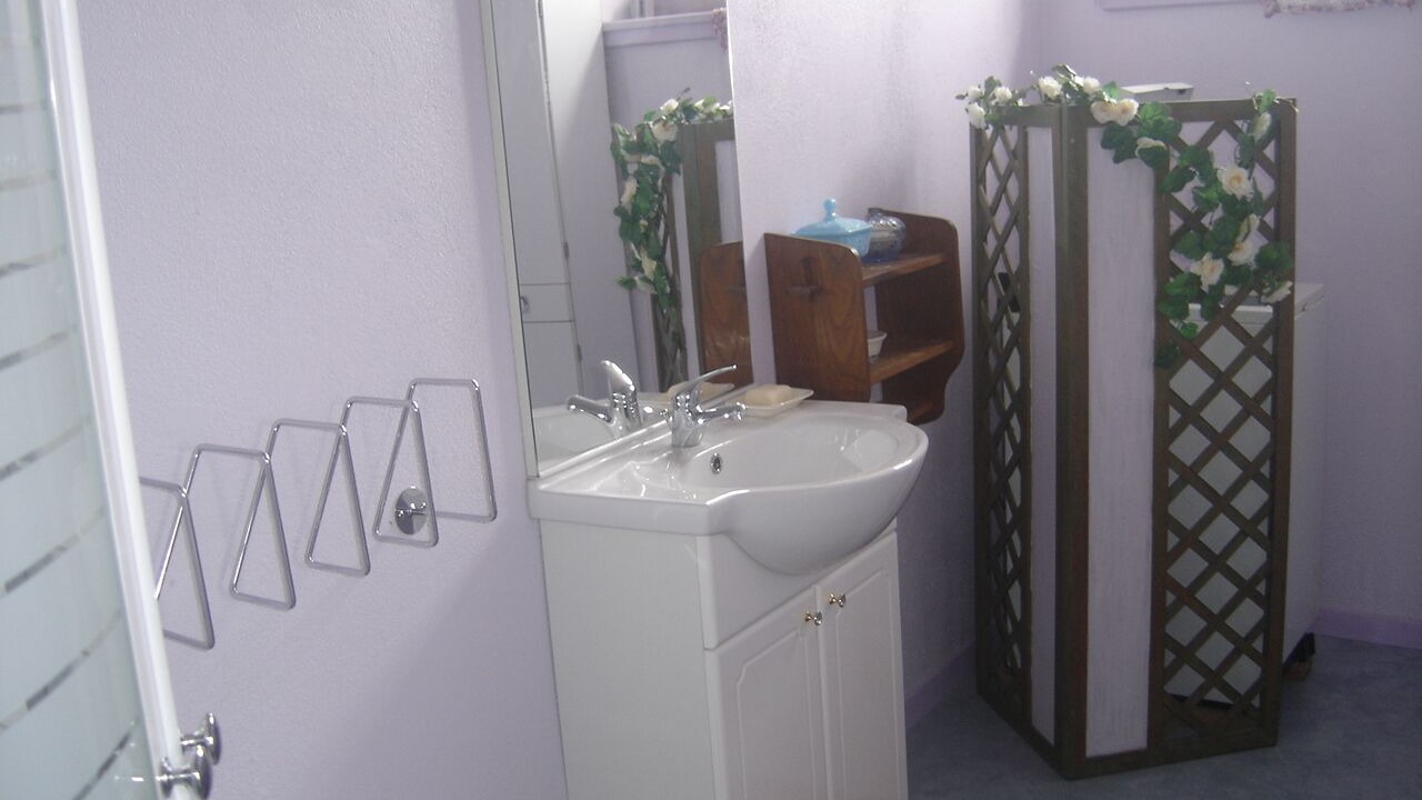 Photo of Bathroom in Sainte-Colombe
