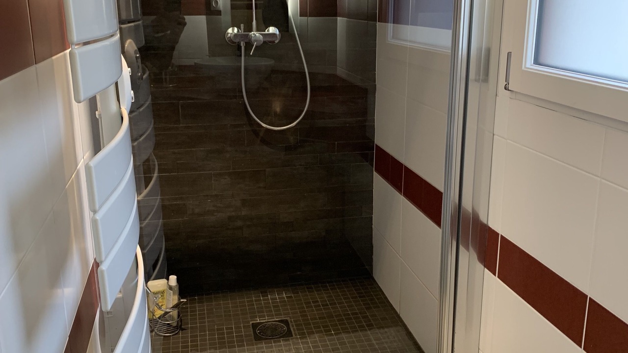 Photo of Bathroom in Lathuile
