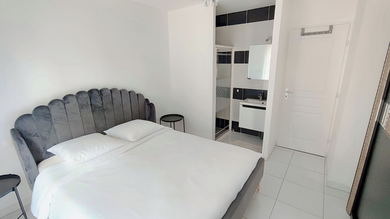 Photo of Bedroom in Floirac