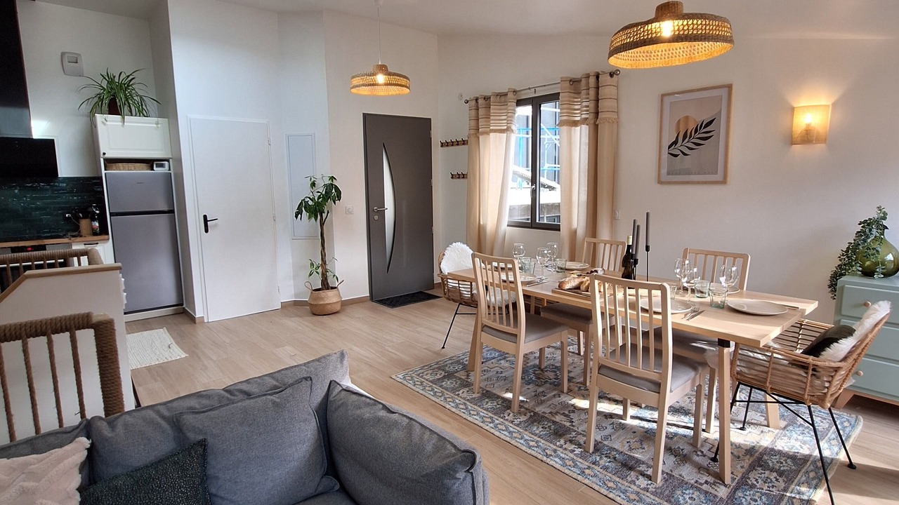Photo of Livingroom in Saint-Jean-de-Maurienne