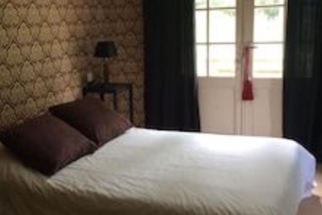 Photo of Bedroom in Ascou