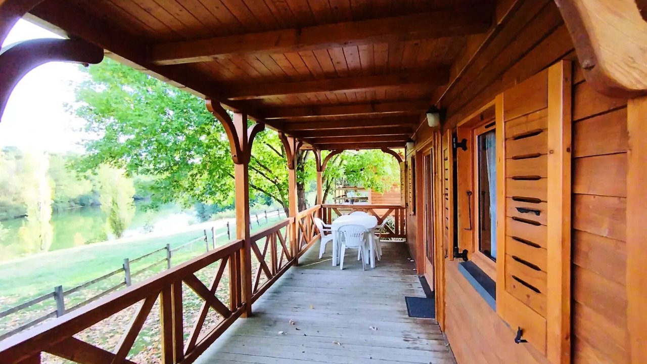 Photo of Patio Balcony in Naucelle
