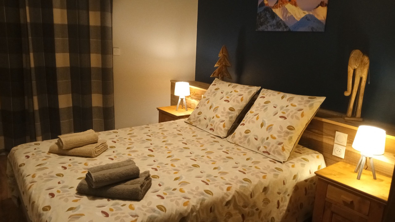 Photo of Bedroom in Hermillon