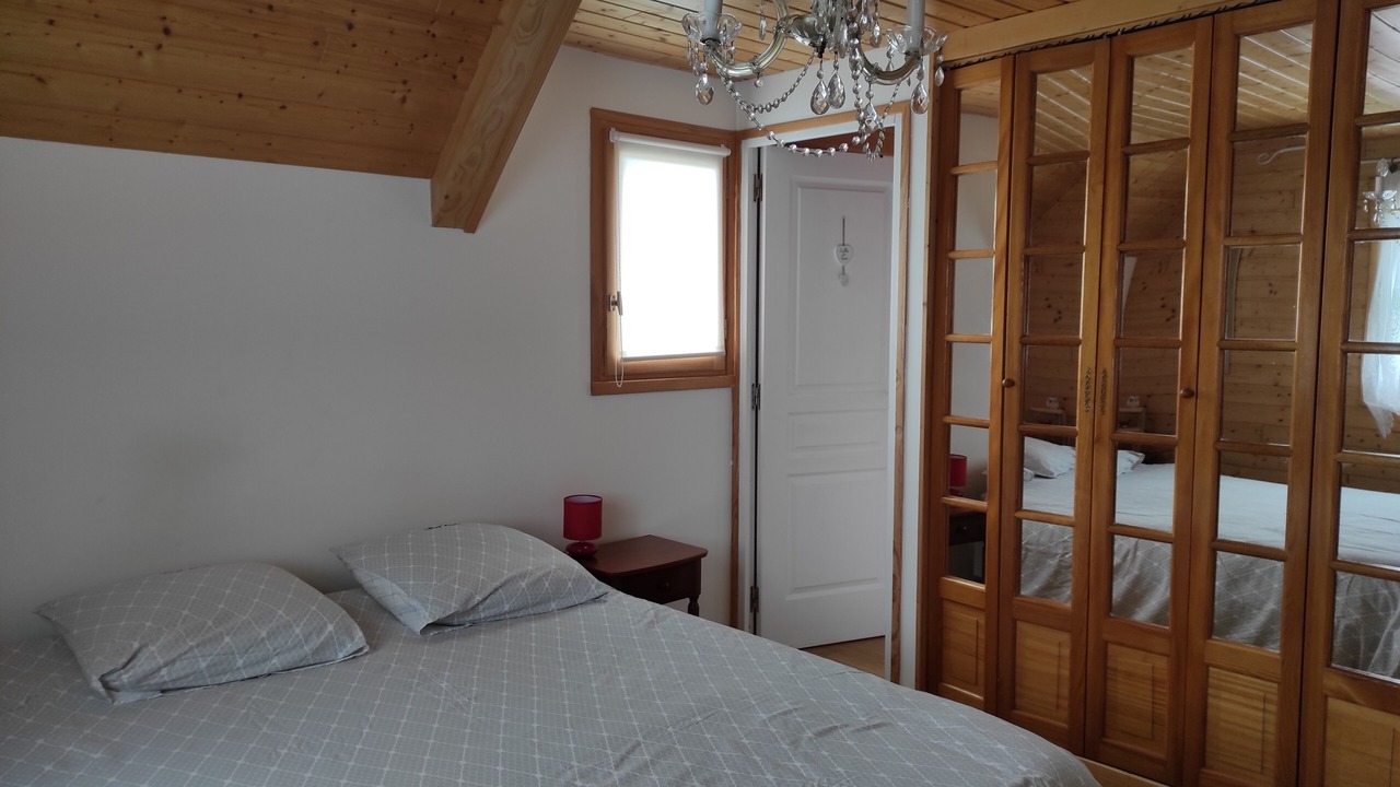 Photo of Bedroom in Saint-Genes-Champespe