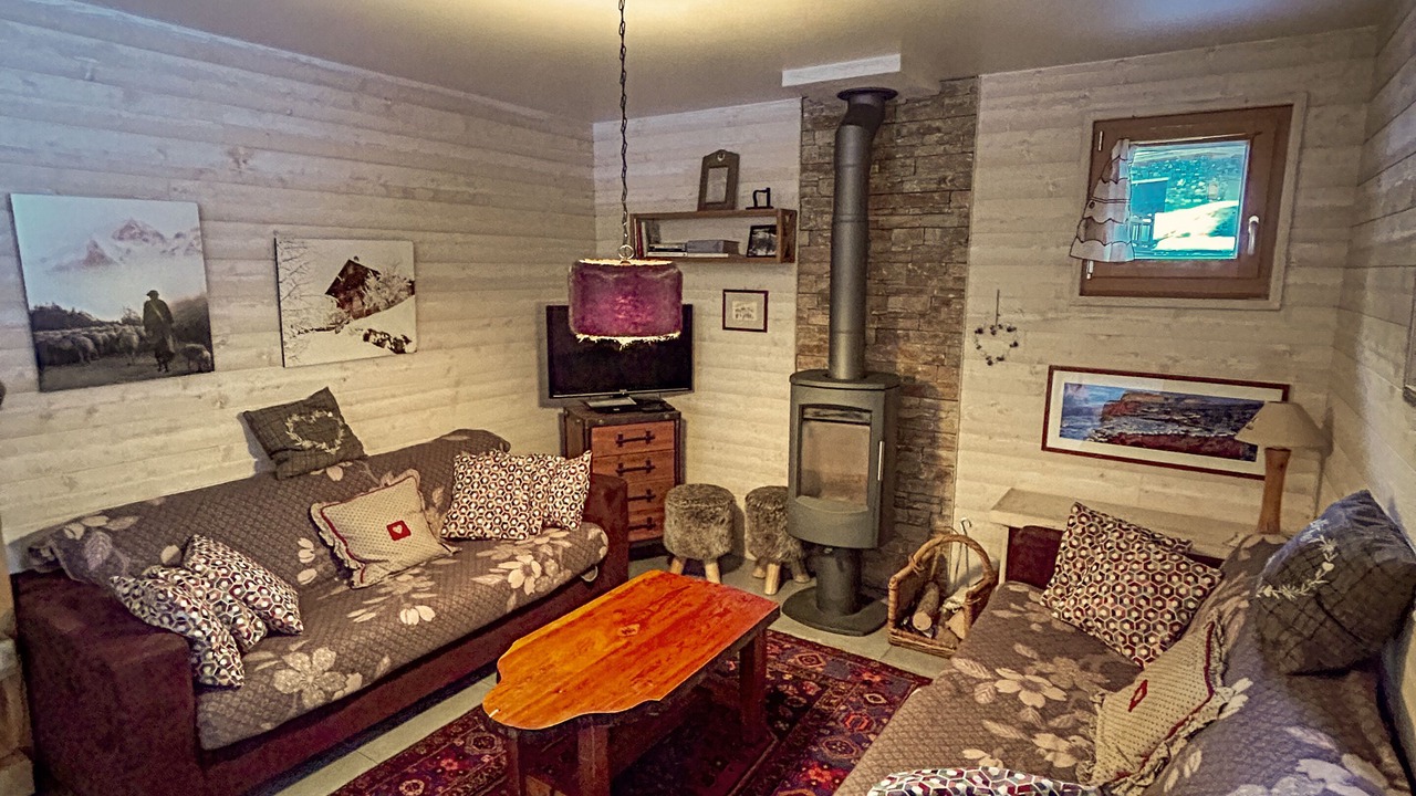 Photo of Livingroom in Nancroit